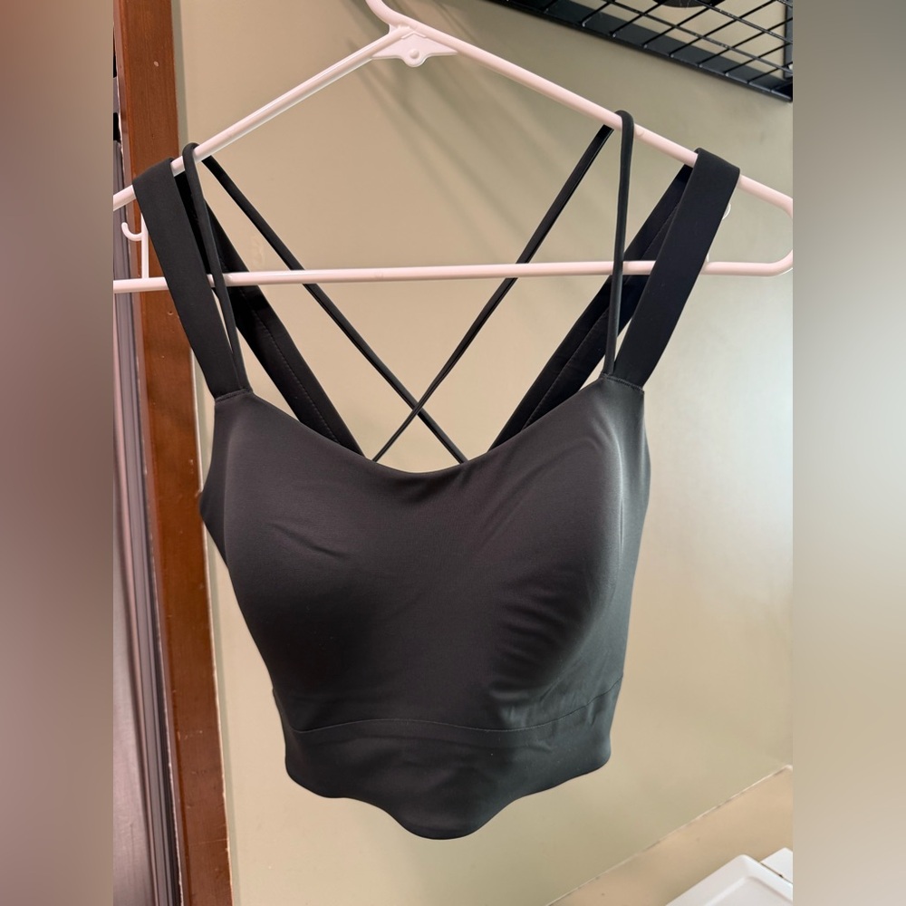 Lululemon like a cloud longline Bra